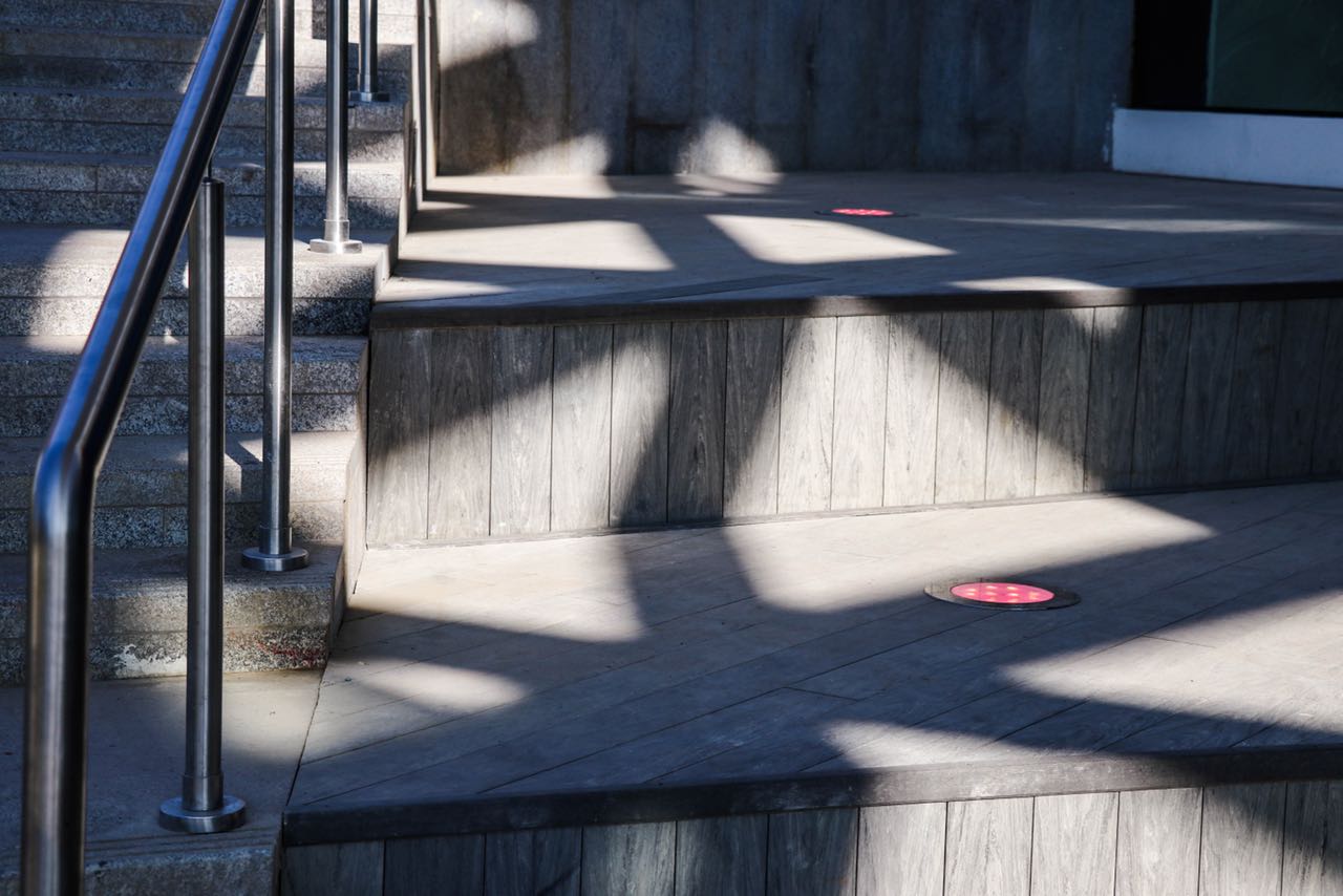 Монтаж террасной доски, ограждений и заборов из ДПК