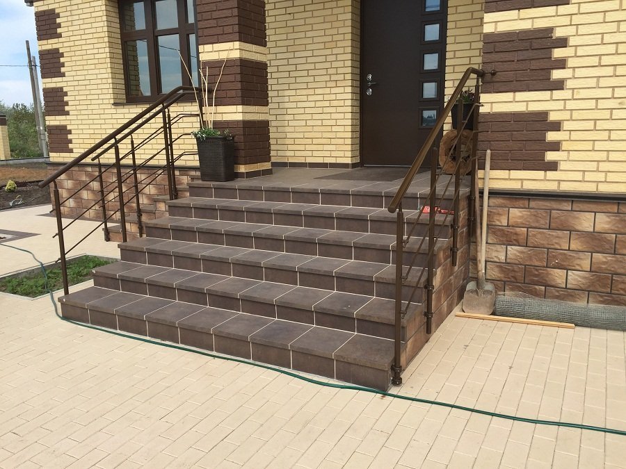 Монтаж клинкерных ступеней и плитки
