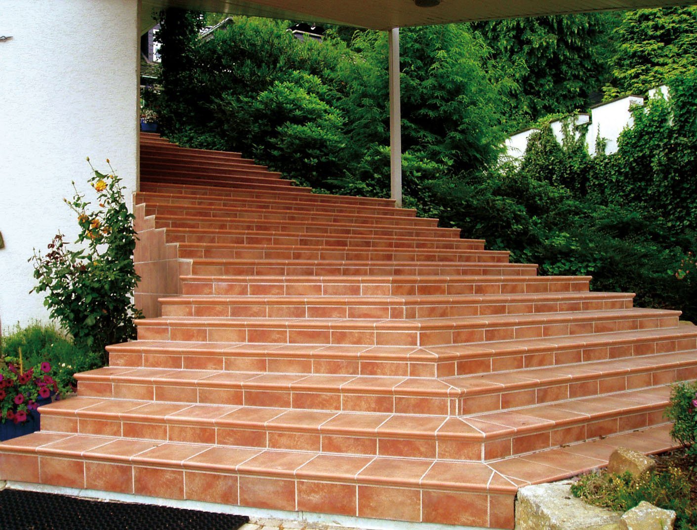 Монтаж клинкерных ступеней и плитки