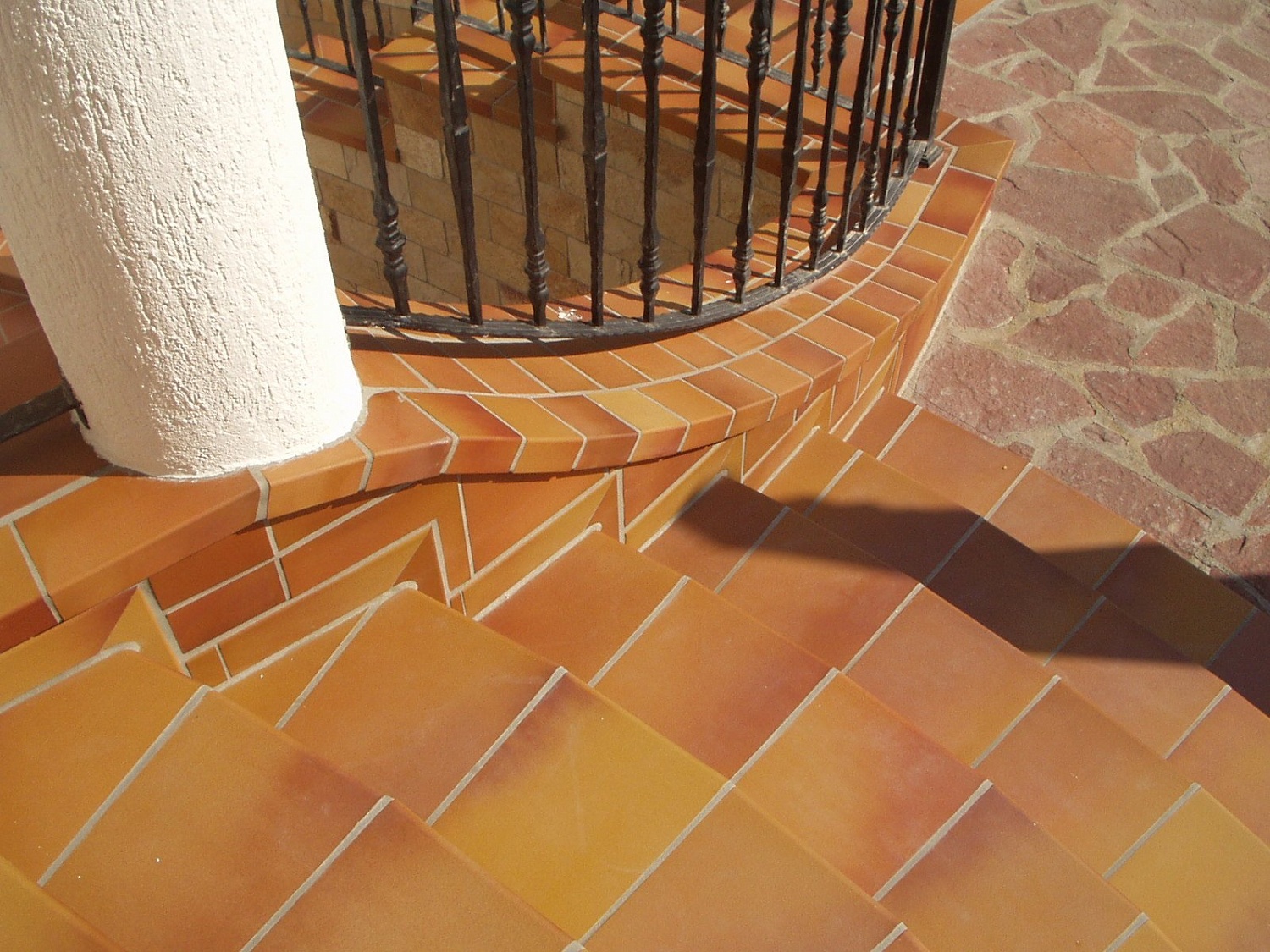 Монтаж клинкерных ступеней и плитки
